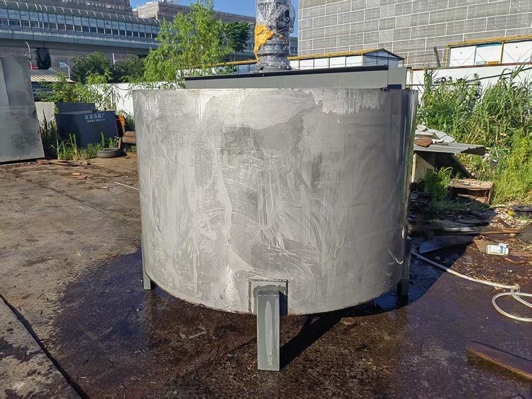 水泥罐